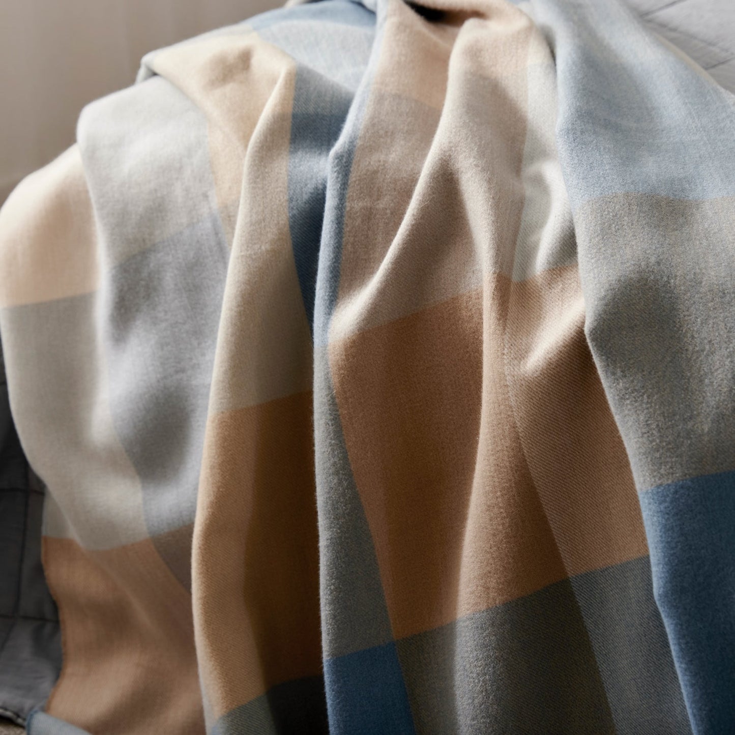 Harley Blue/Neutral Throw