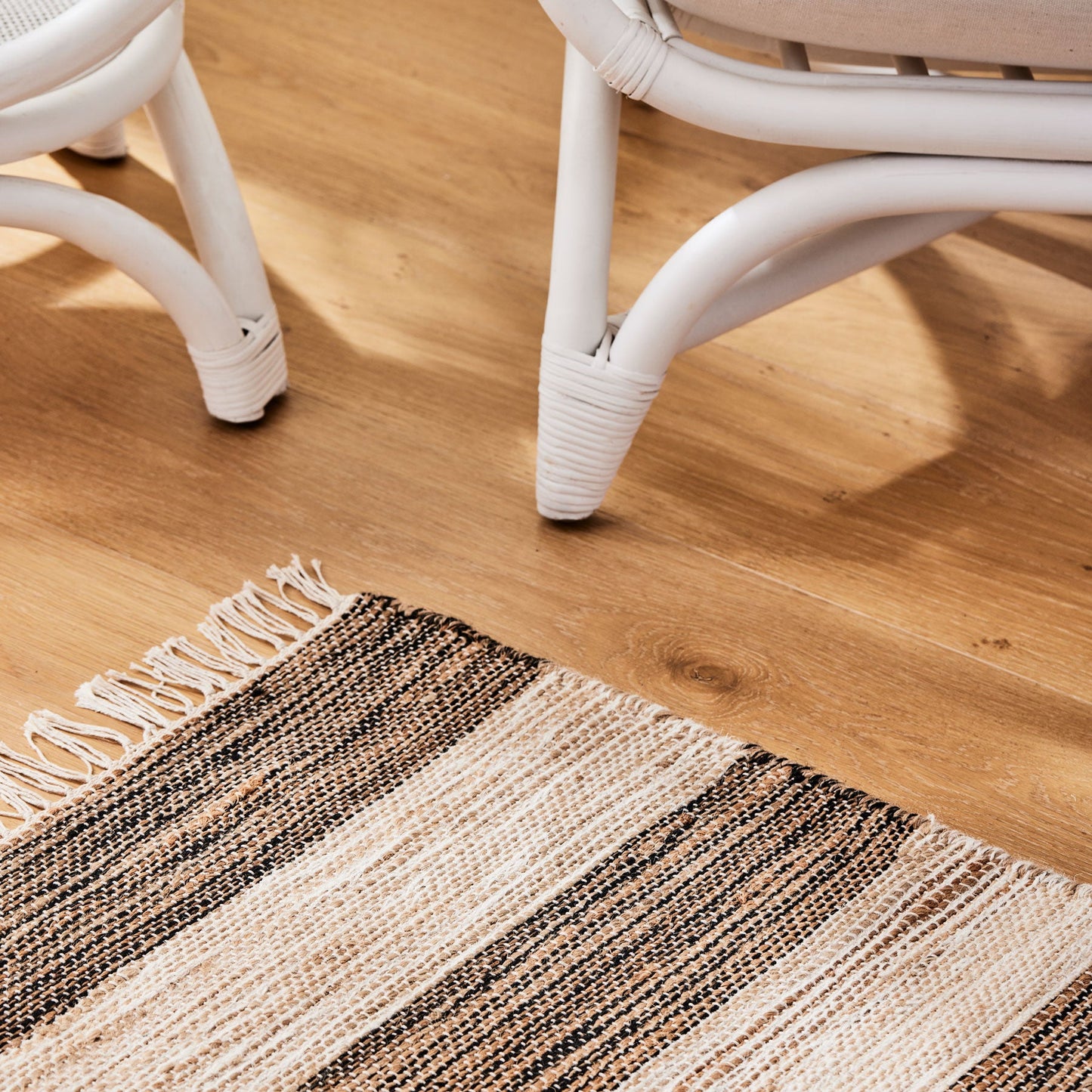Juliette Black/Natural Rug