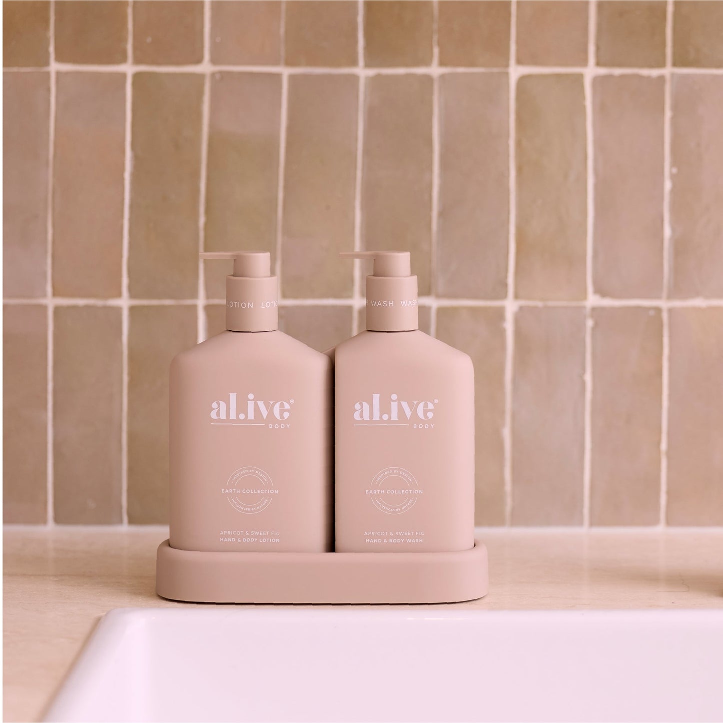 Alive Body Wash & Lotion Duo + Tray Apricot & Sweet Fig with tray