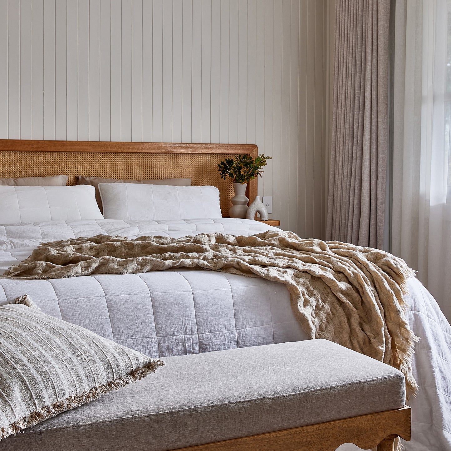 Bailey Off White Stonewash Coverlet Set