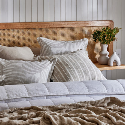 Bailey Off White Stonewash Coverlet Set