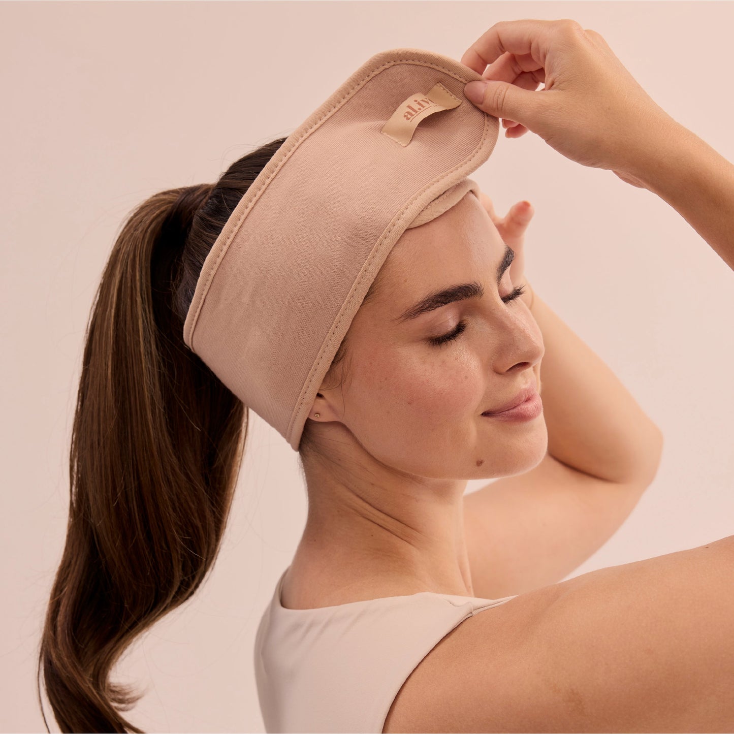 Swept Away, Beauty Headband