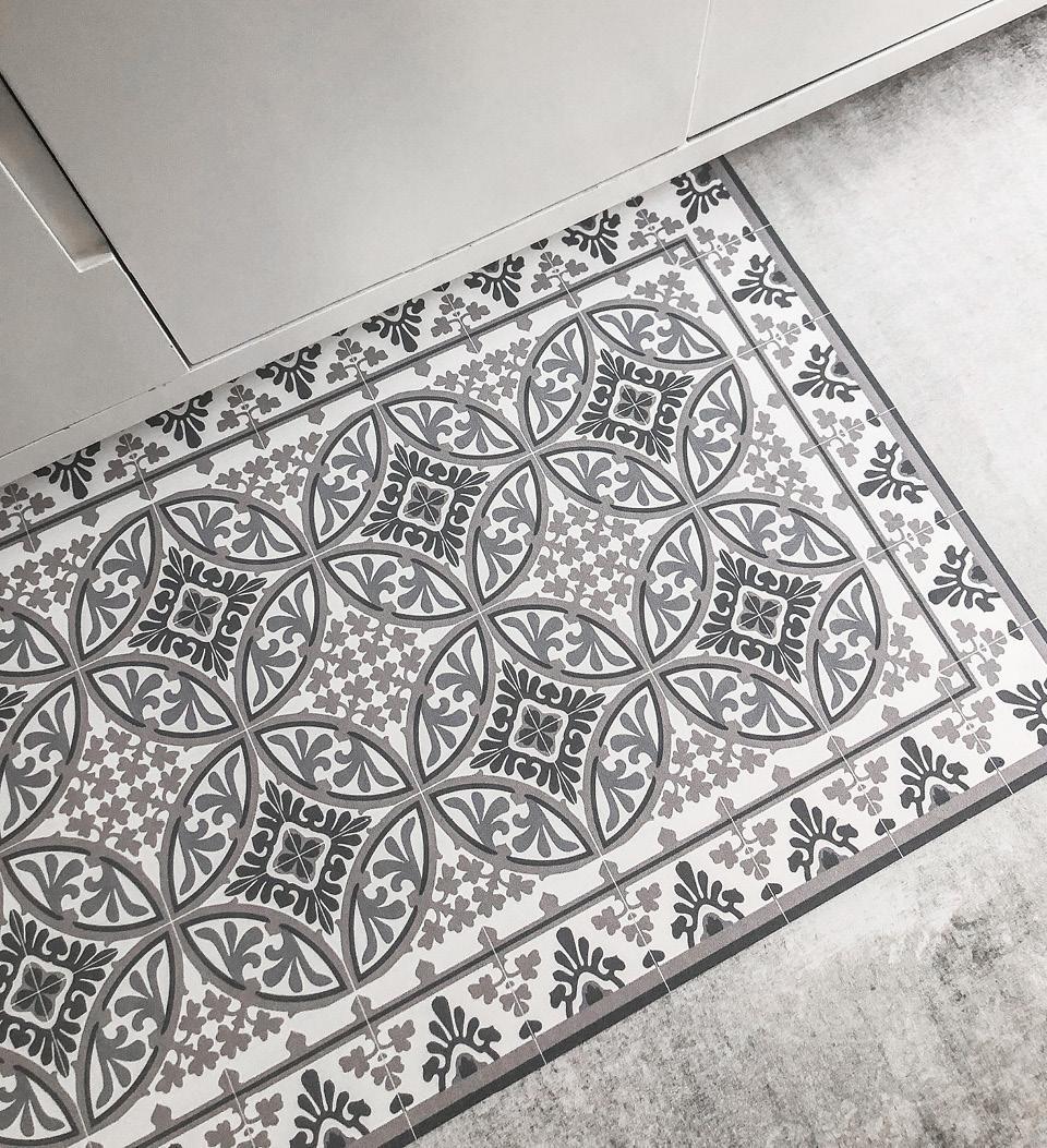 Barcelona Powder vinyl rug closeup