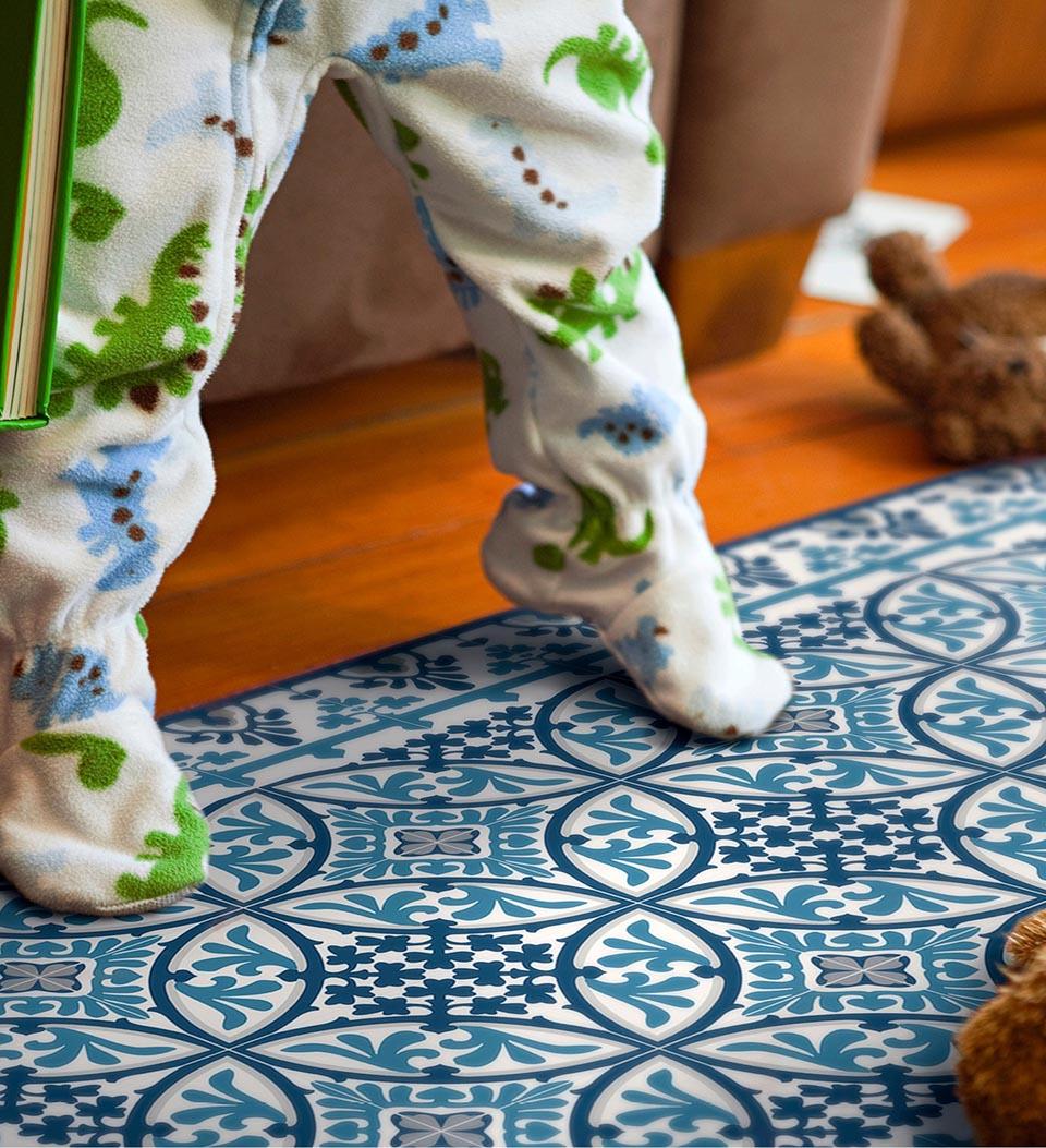 Barcelona Blue vinyl rug detail