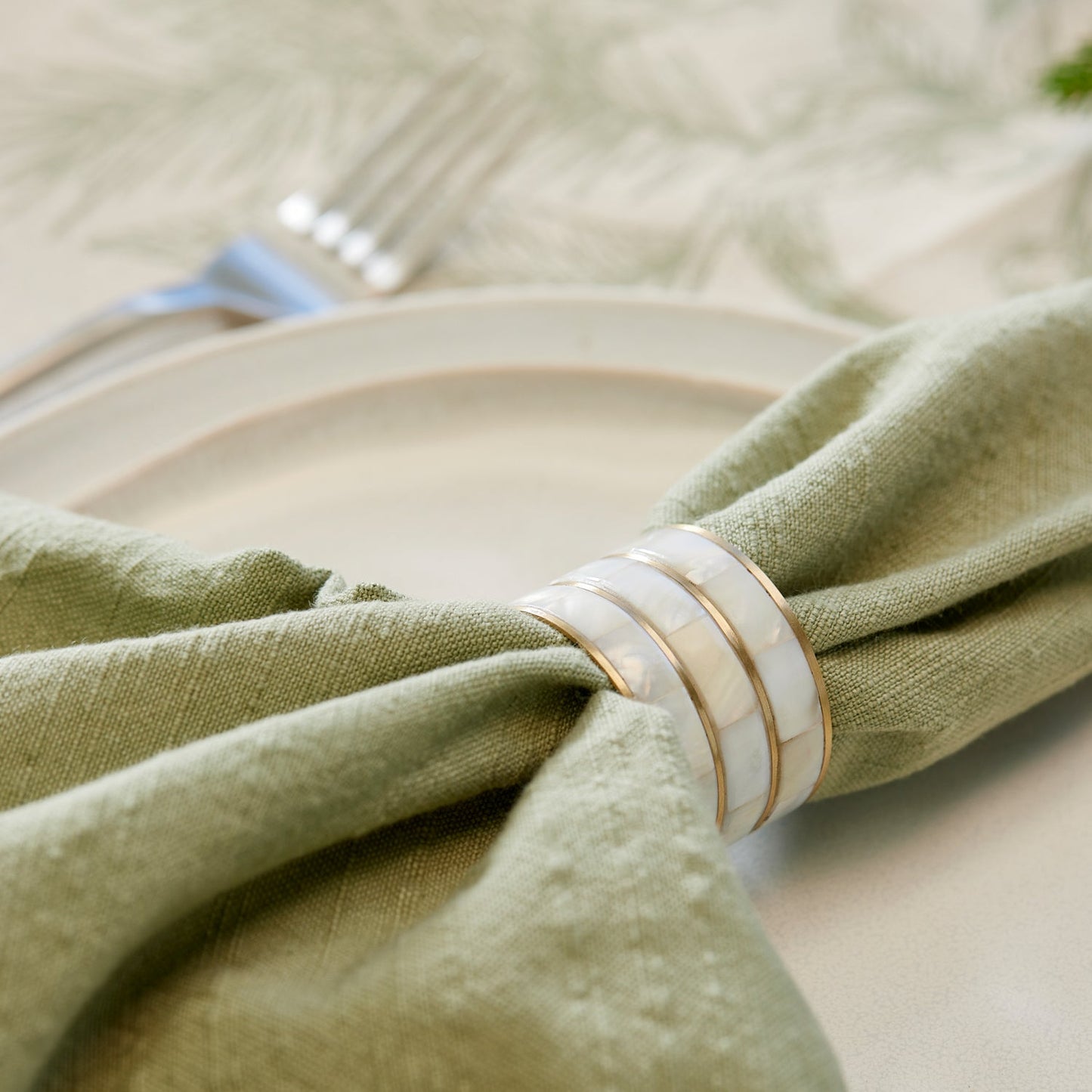 Joy Mother Of Pearl Napkin Ring Set 4