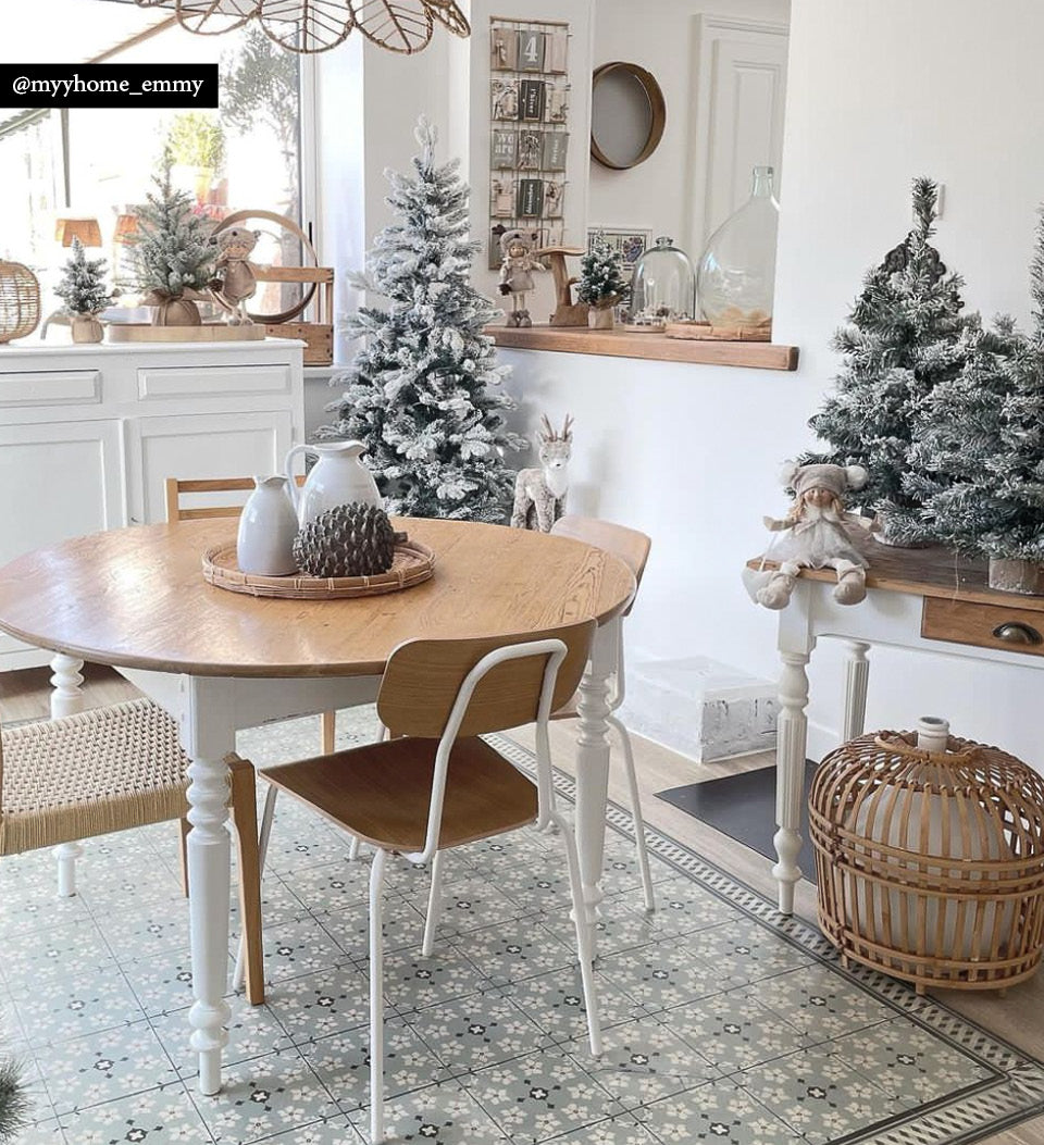 Almond Mint vinyl rug lifestyle setting