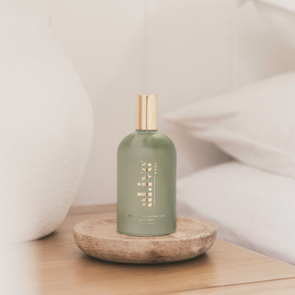Blackcurrant & Caribbean Wood Room Spray