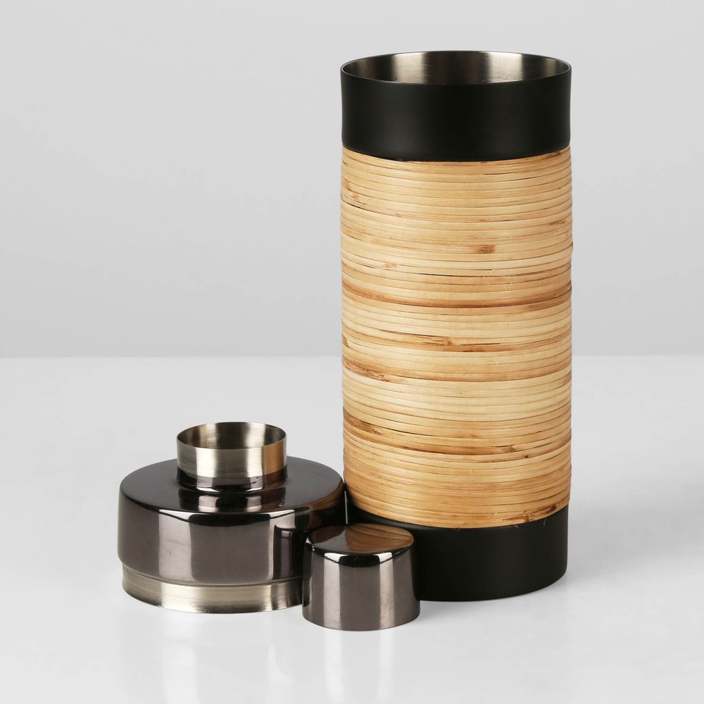 Plantation Cocktail Shaker Black & Rattan