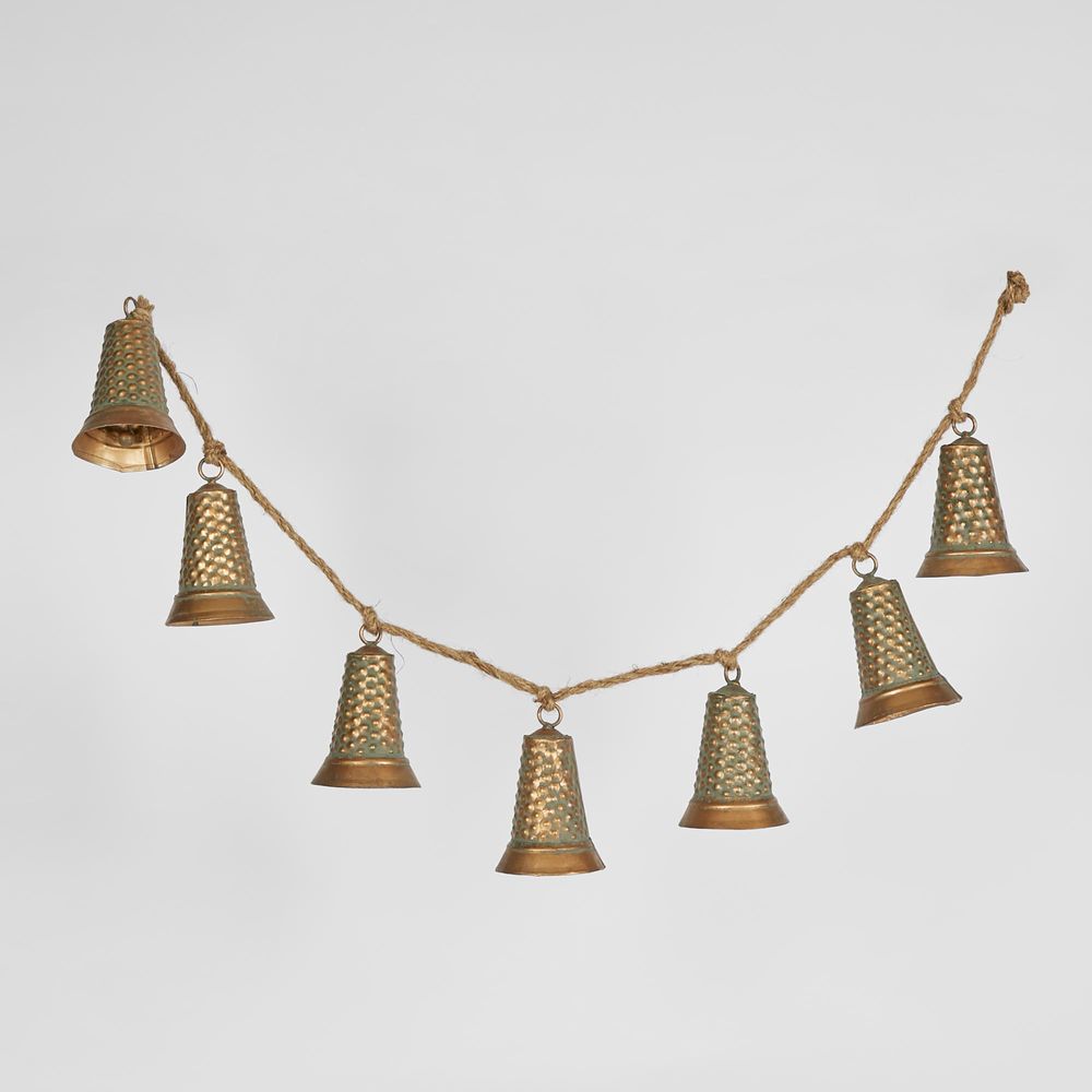 Hanging Bell Garland Bronze