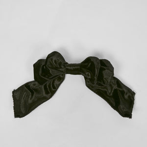 Velvet Clip On Bow Sml Black