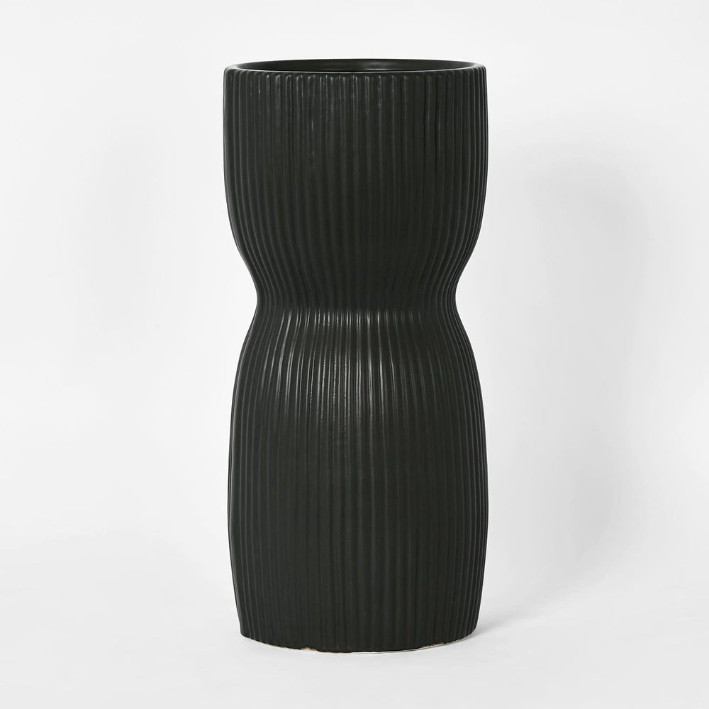 Austin Vase Black Large