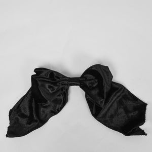 Velvet Clip On Bow Lge Black