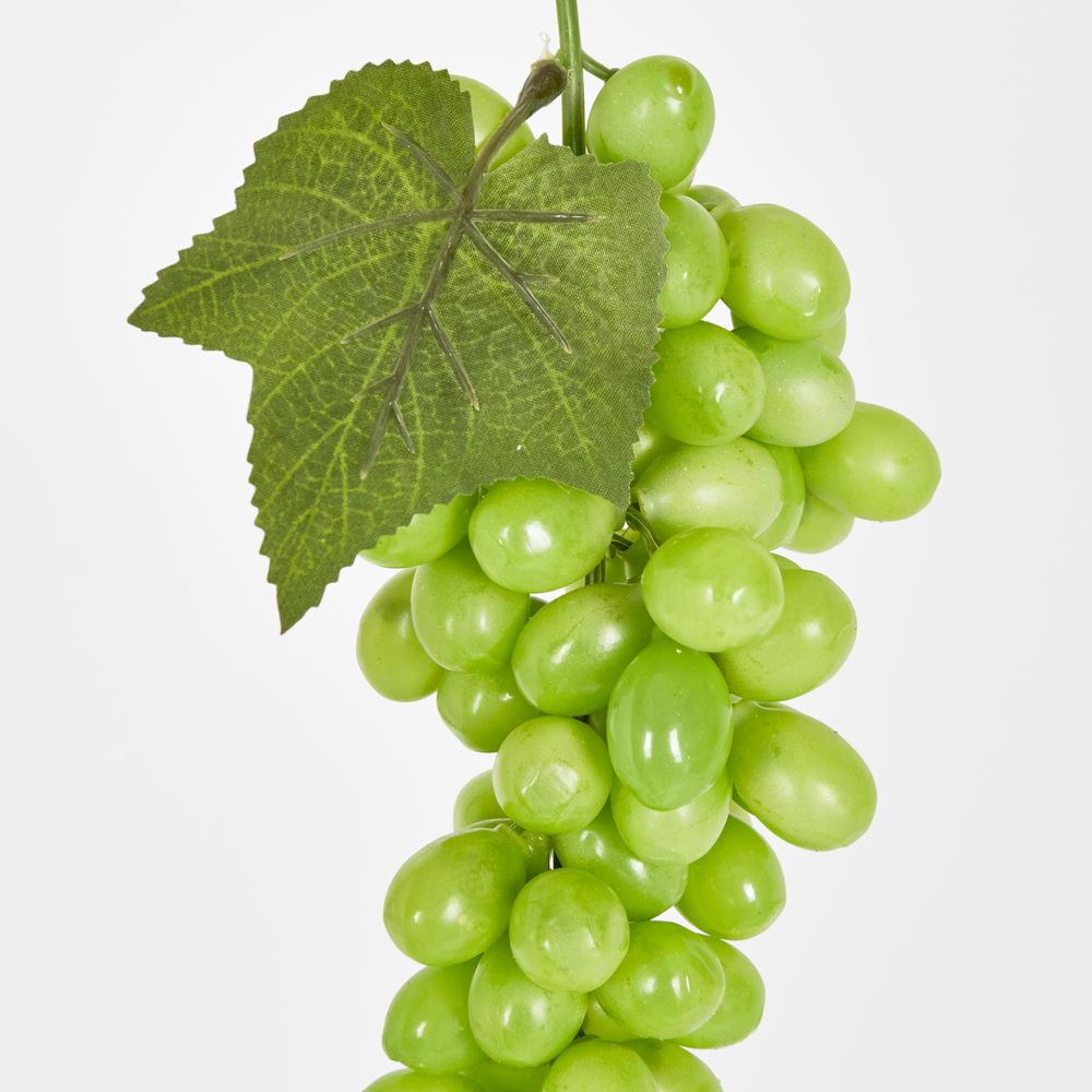 Green Grape Bunch With 85 Grapes