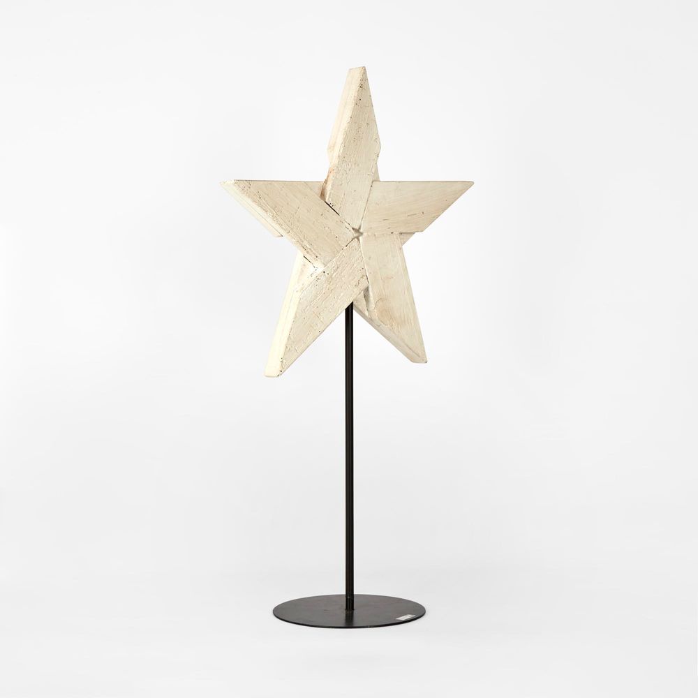 St Malo Star On Stand