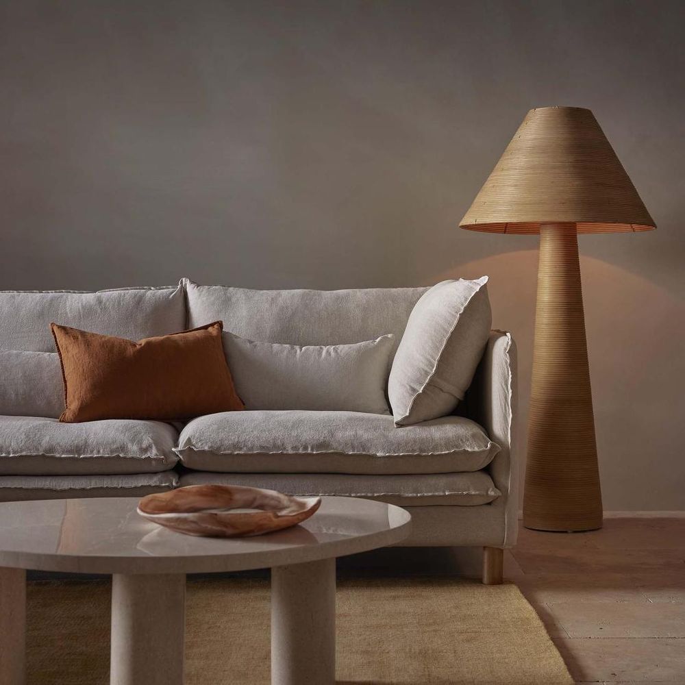 Aura 2Str Right Arm Sofa Base With Cover Natural
