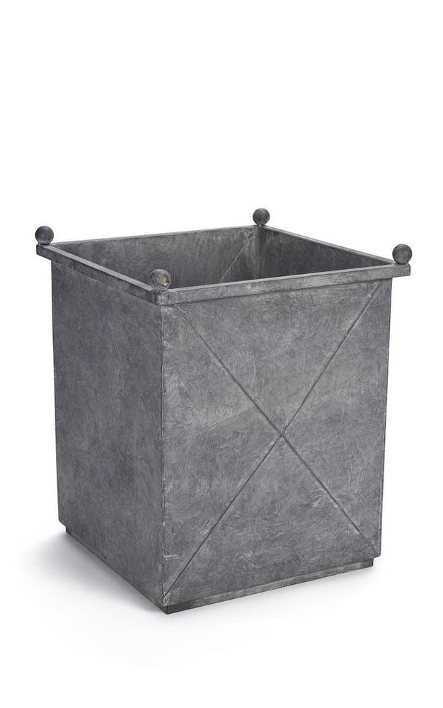 Versailles Planter