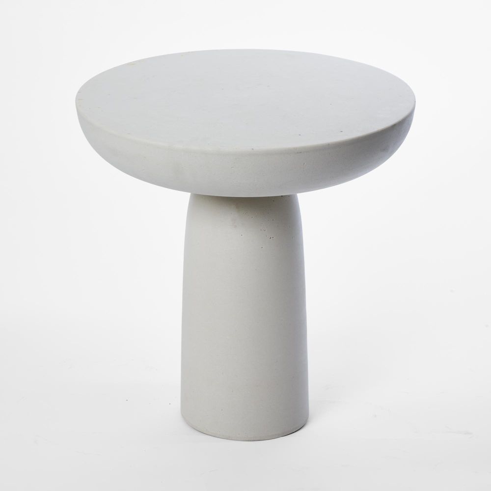 Pablo Side Table Round Sand -Outdoor