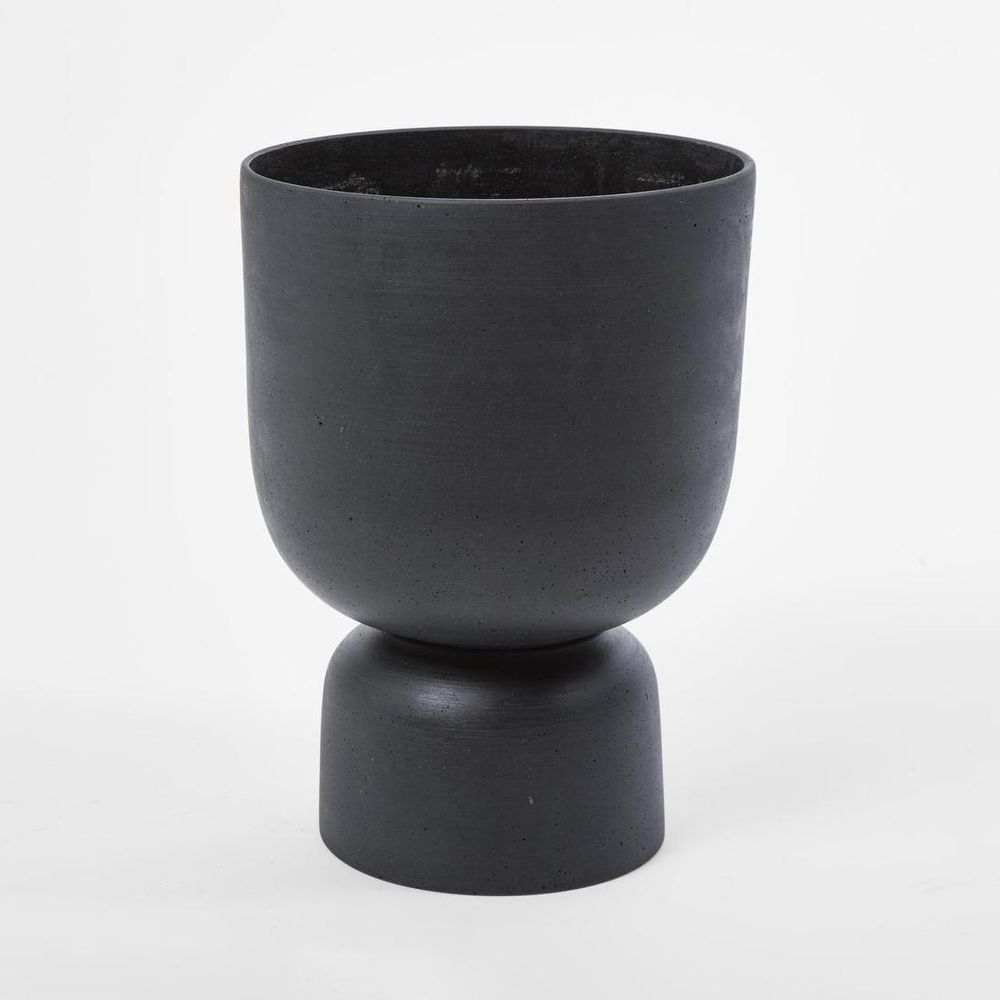 Blanche Planter Medium Black