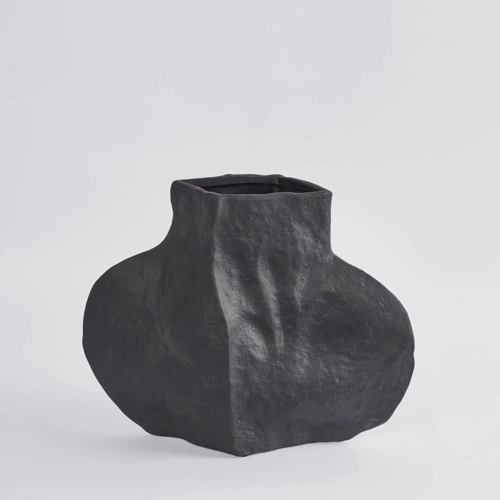 Arc Vessel Low Black