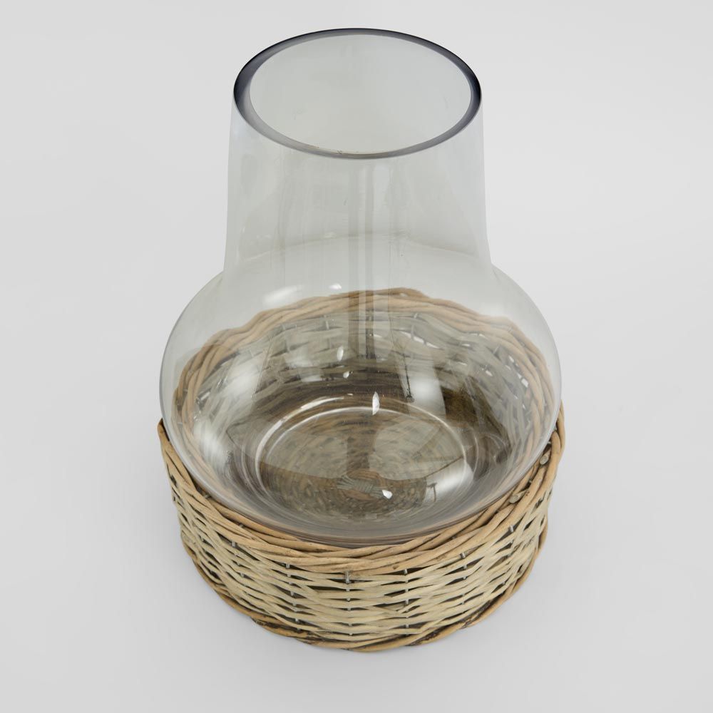 Chimney Hurricane W Wicker Base