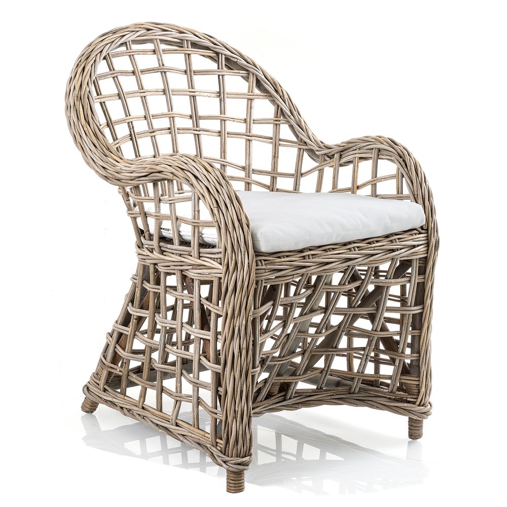 Mauritius Wicker Arm Chair With Cushion