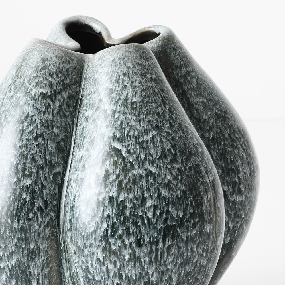 Neva Vase - Seafoam - 18cmh x 18cmd
