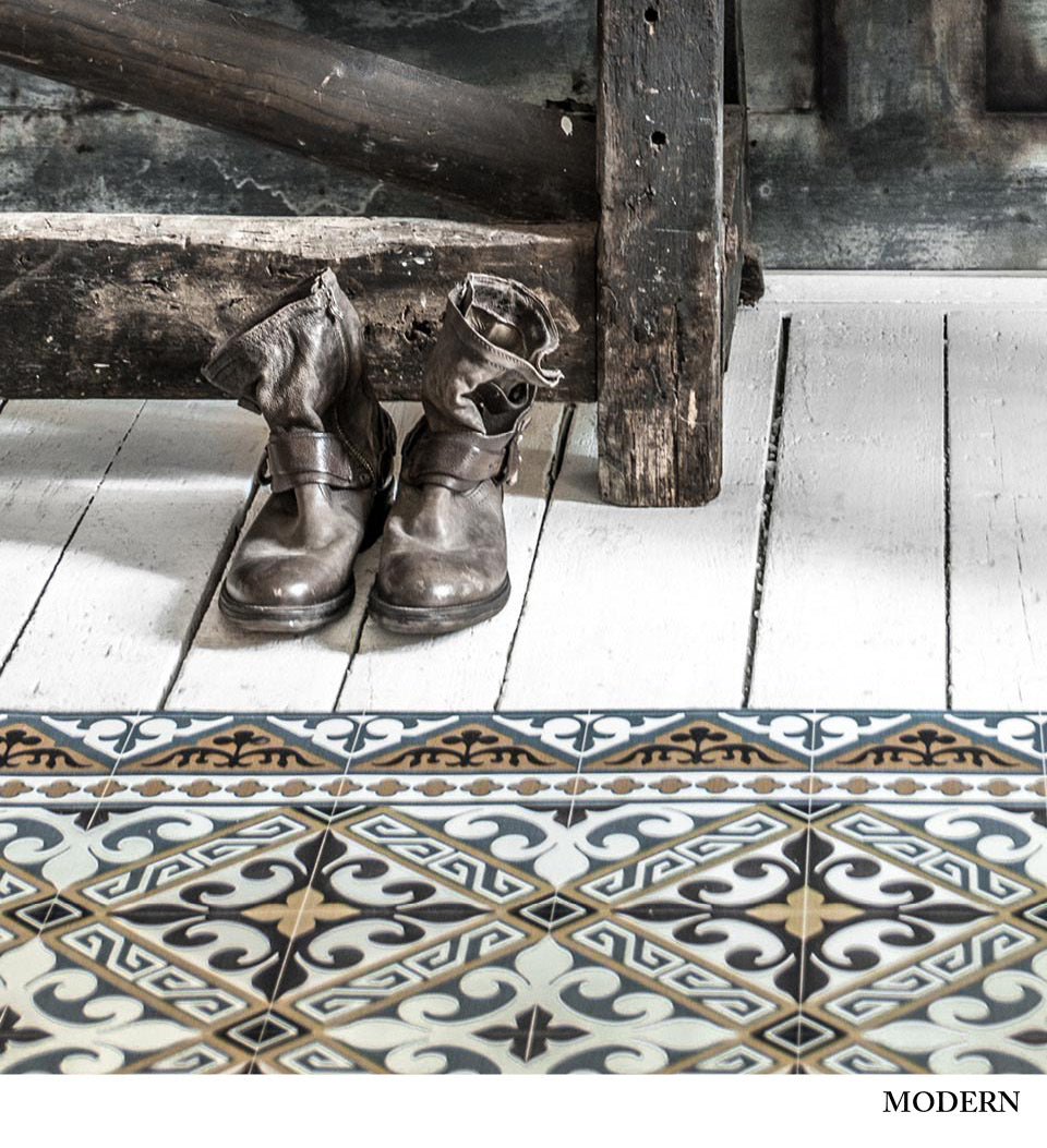 Flor de Lis Classic vinyl rug closeup