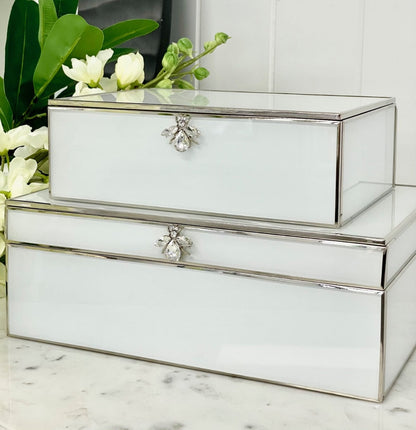 94Ksb - Glass Jewel Box Wht/Silver W/Bee Large