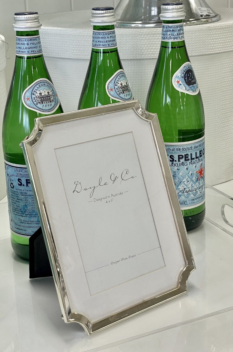 160E - Hamptons S/Pltd Clipped Corners Frm 4X6