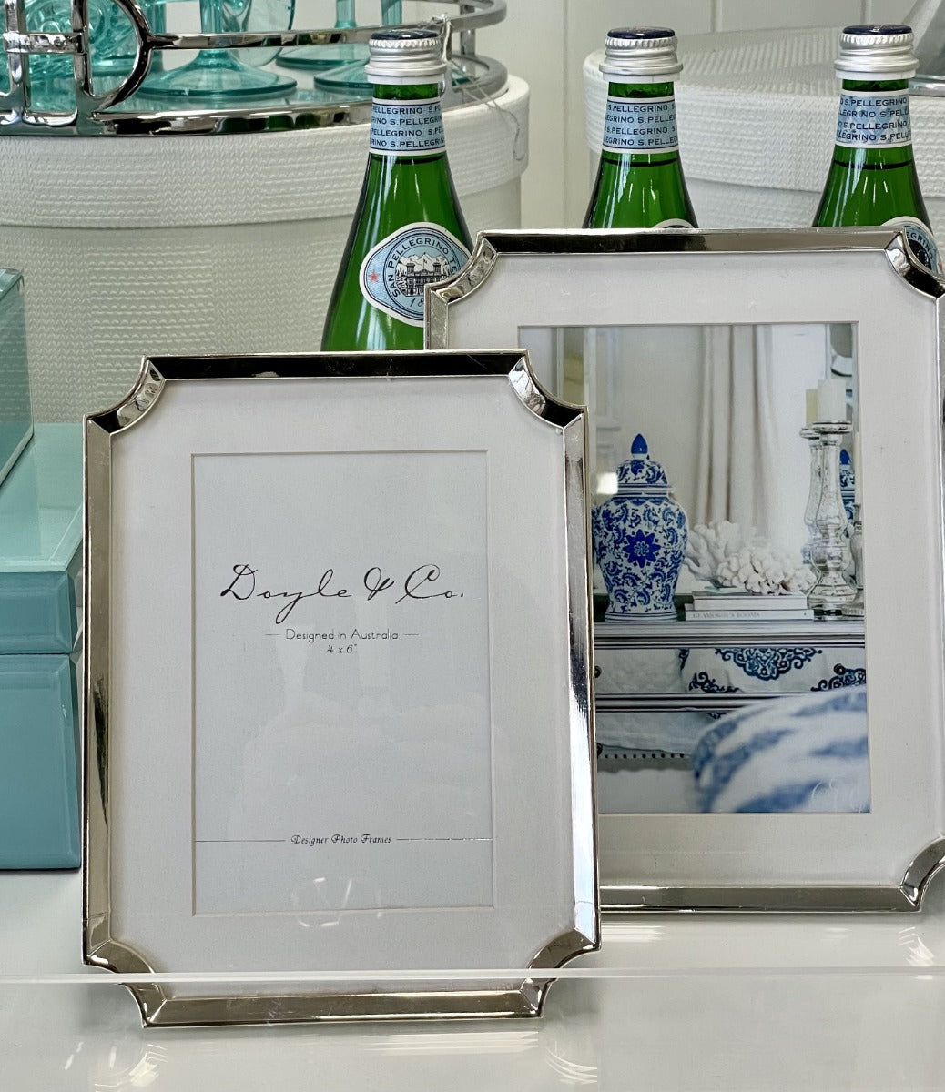 160E - Hamptons S/Pltd Clipped Corners Frm 4X6