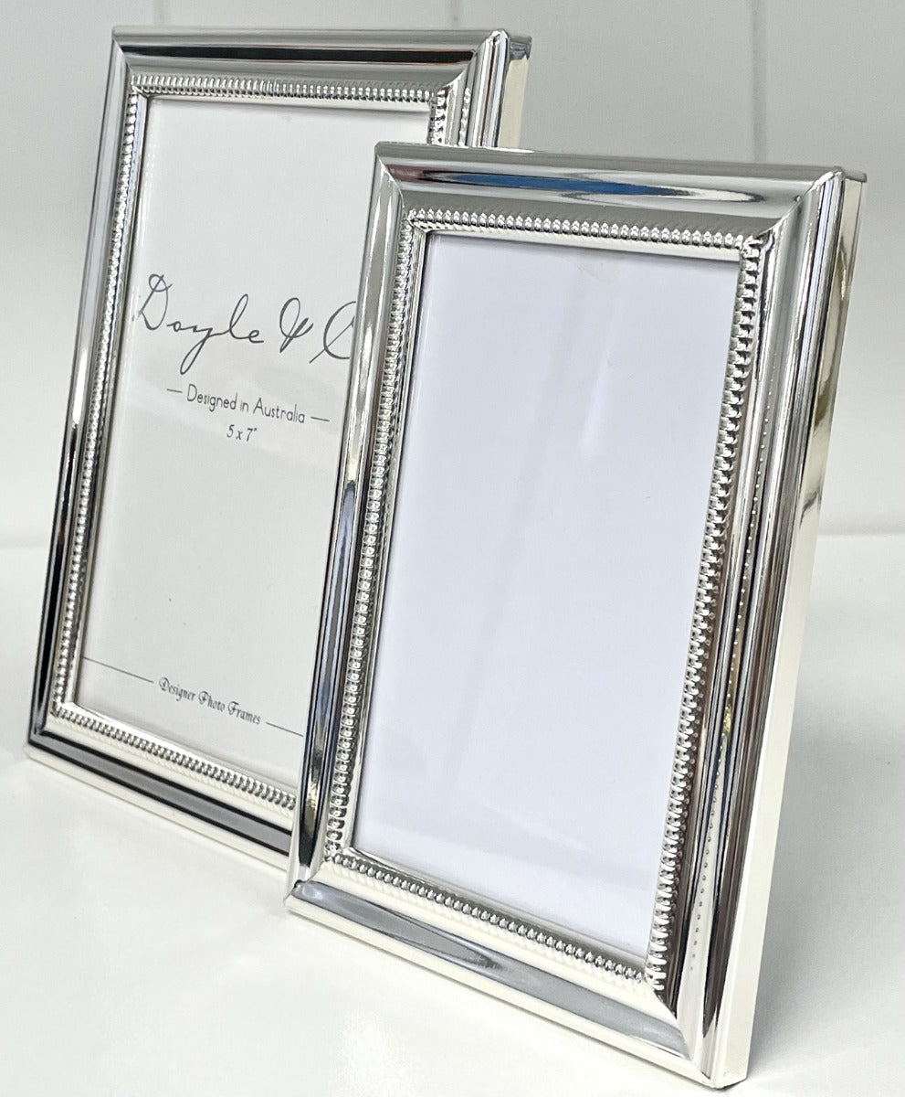153C - Decadence Single Bead Frame 4X6