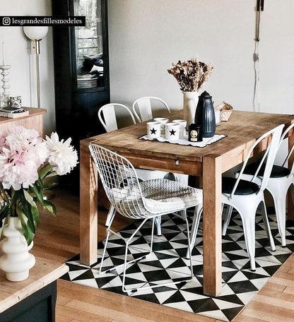 Borgo Black & White Antique Vinyl Rug Alternative Lifestyle