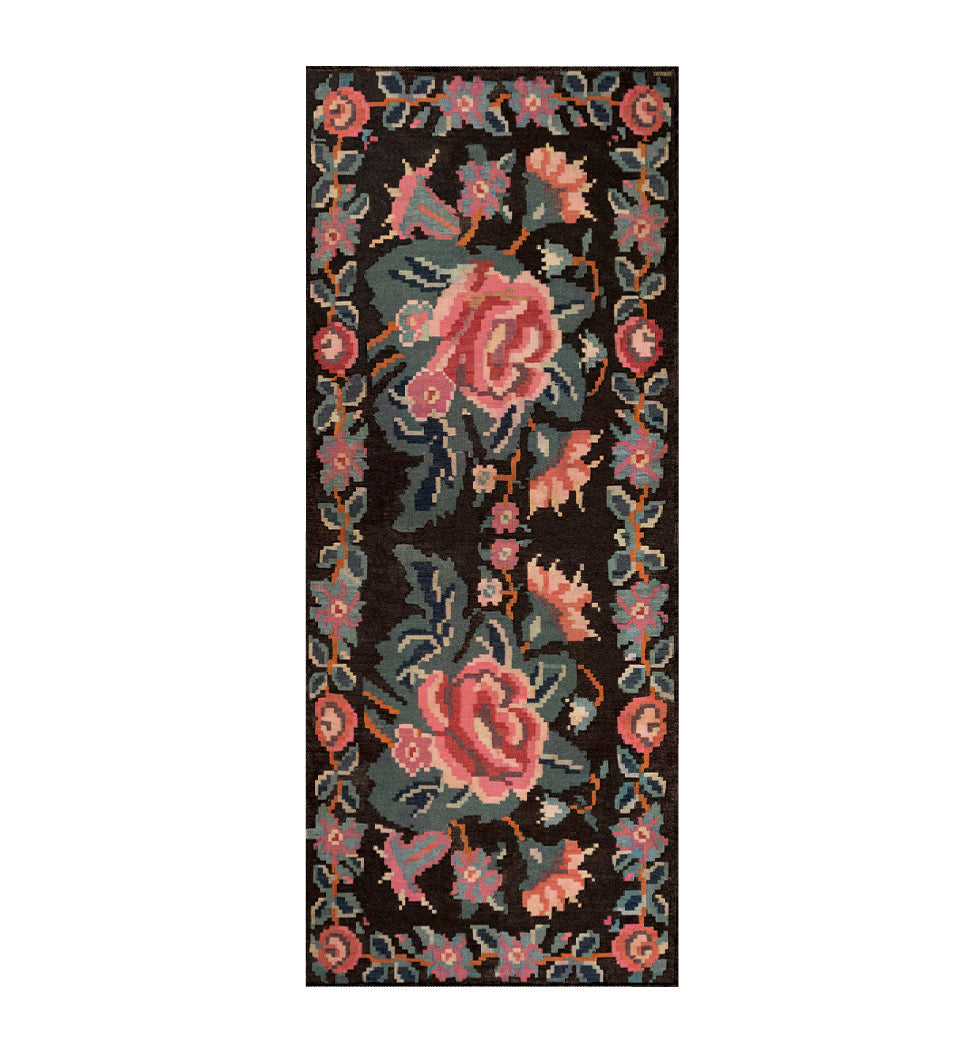 Mary Black Vinyl Rug Packshot