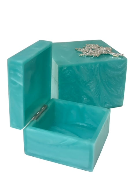 98J - Resin Coral Box Marbled Aqua Sml 7X7X5Cm