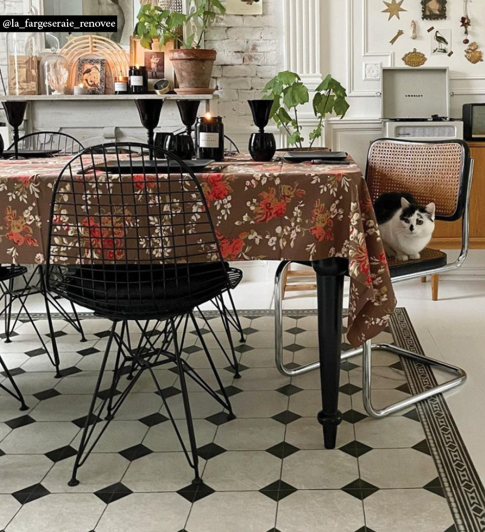 Gambit Italiano vinyl rug lifestyle