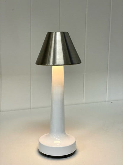 Sw - Usb Lamp White Base W/Silver Shade
