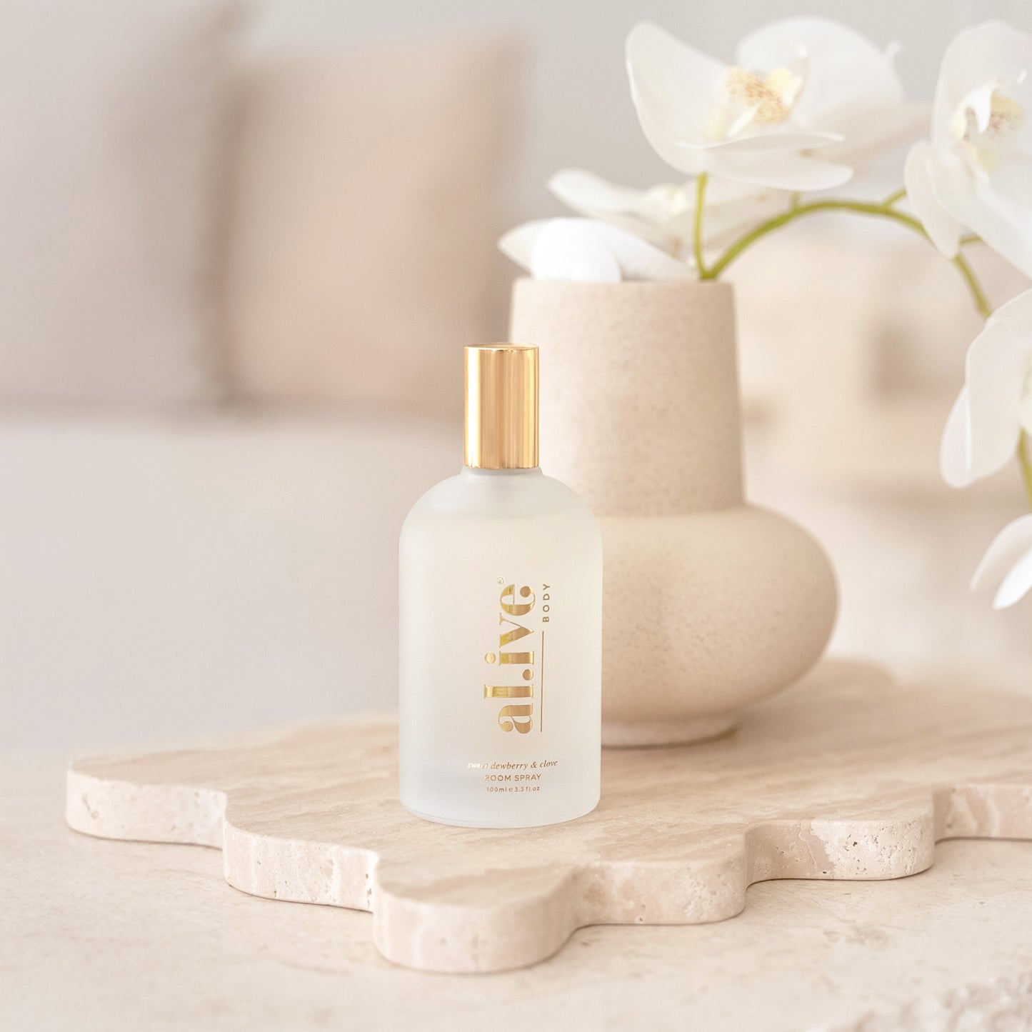Sweet Dewberry & Clove Room Spray