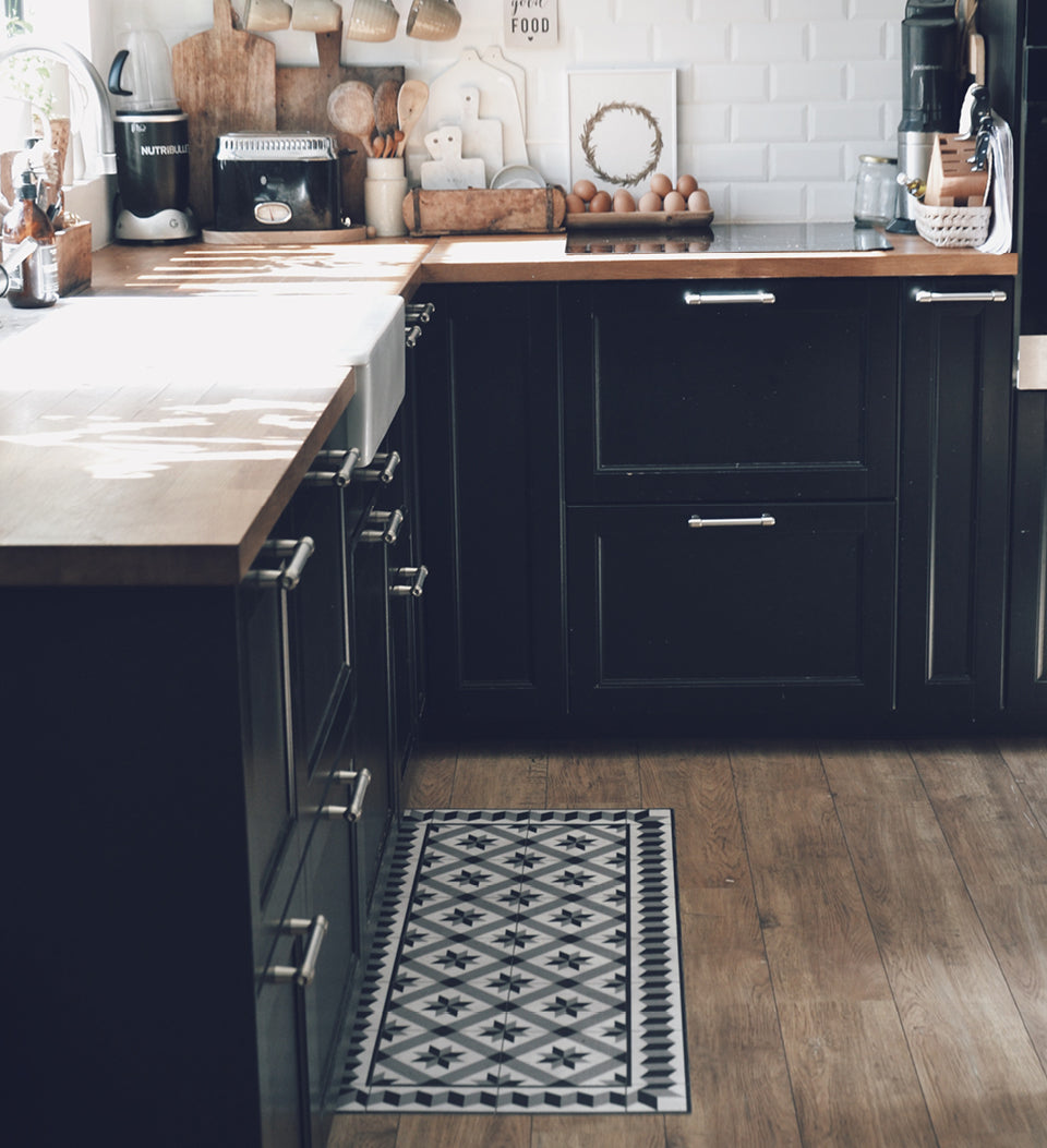 Gothic; Silver Concrete, Vinyl Rug